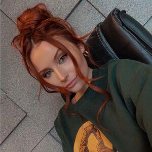 Meet your Posher, Christine